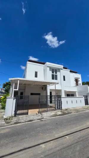 Dijual rumah di kerobokan lokasi di Denpasar Barat, tersedia melalui melalui situs Olx