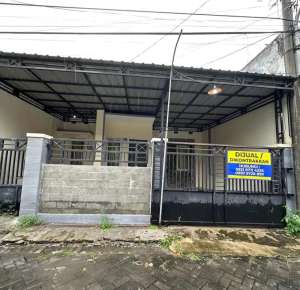 Dijual Rumah di tengah kota Gresik lokasi di Gresik, tersedia melalui melalui situs Olx