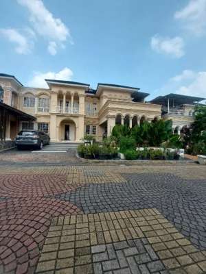 DIJUAL RUMAH DI THE GREEN BSD CITY lokasi di Bumi Serpong Damai, tersedia melalui melalui situs Olx