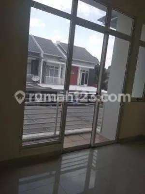 Dijual Rumah Harga Dibawah Pasaran di Cluster Amerika Green Lake City lokasi di Cipondoh, tersedia melalui melalui situs Olx
