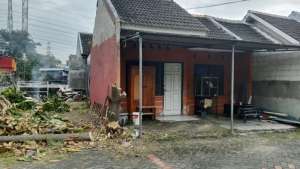 Dijual Rumah Hitung Tanah Golden Berry Menganti Gresik lokasi di Menganti, tersedia melalui melalui situs Olx