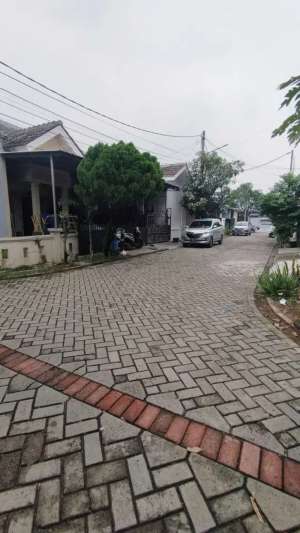 Dijual Rumah Hook, Bagus dan Strategis di Komplek Arcadia Daan Mogot lokasi di Tangerang, tersedia melalui melalui situs Olx