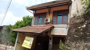 DIJUAL RUMAH JALAN KEMUNING PEJATEN TIMUR PASAR MINGGU JAKARTA SELATAN lokasi di Pasar Minggu, tersedia melalui melalui situs Olx