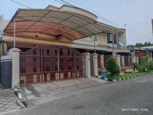Dijual Rumah Ketintang Wiyata Surabaya lokasi di Gayungan, tersedia melalui melalui situs Olx