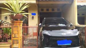 Dijual Rumah Komplek Barata Ciledug, 3 Lantai, Cantik, MewahMurah, lokasi di Tangerang, tersedia melalui melalui situs Olx