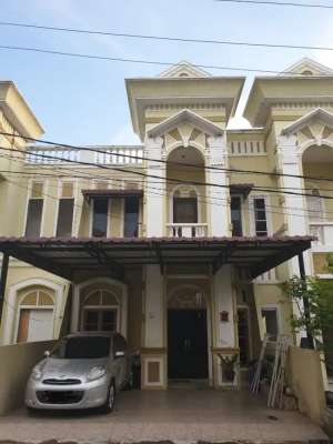 Dijual Rumah Komplek Imperium Sunggal Medan 2 Lantai lokasi di Medan Area, tersedia melalui melalui situs Olx