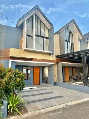 DIJUAL RUMAH LIKE NEW BARU RENOV DI TREVISTA HILLS DEPOK lokasi di Bojongsari, tersedia melalui melalui situs Olx