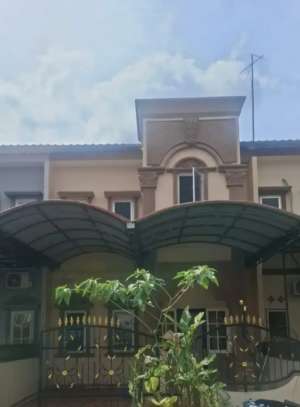 DIJUAL RUMAH MEDAN JOHOR lokasi di Medan Johor, tersedia melalui melalui situs Olx