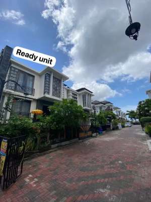 Dijual Rumah Modern dua lantai one gate komplek elit Denpasar lokasi di Denpasar Selatan, tersedia melalui melalui situs Olx