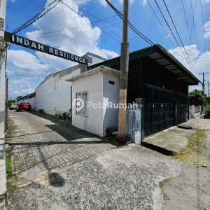 DIJUAL RUMAH PETAK JALAN SIDODAME Rudy lokasi di Medan Timur, tersedia melalui melalui situs Olx