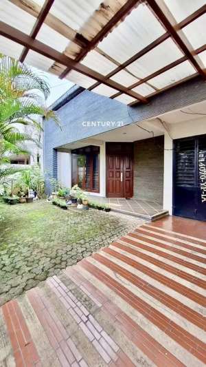 Dijual Rumah Pondok Indah Dekat MRT Dan Mall 217131 lokasi di Kebayoran Baru, tersedia melalui melalui situs Olx