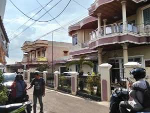 DIJUAL RUMAH PUSAT KOTA JALAN ANGKATAN 45 DEKAT PS MALL PALEMBANG lokasi di Ilir Barat I, tersedia melalui melalui situs Olx