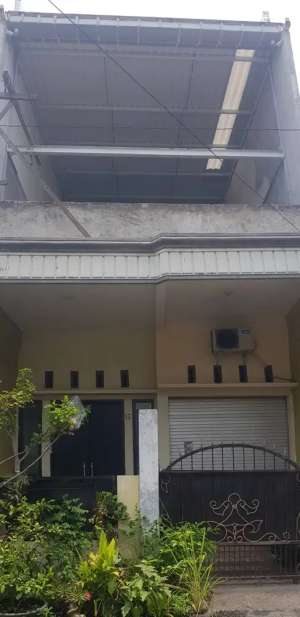 Dijual Rumah SHM Tanpa Perantara lokasi di Tambaksari, tersedia melalui melalui situs Olx