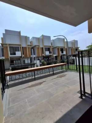 dijual rumah sisa stok ready The Blizfield BSD lokasi di Gading Serpong, tersedia melalui melalui situs Olx