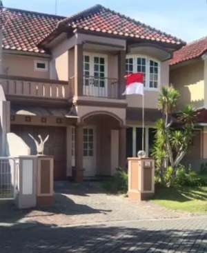 Dijual Rumah Villa Valensia Sby lokasi di Sambikerep, tersedia melalui melalui situs Olx