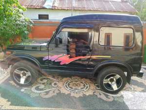 Jual bekas DIJUAL SUZUKI JIMNY TAHUN 1989, MULUS, PEMAKAIAN PRIBADI 34JT NEGO,lokasi di 