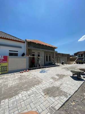 dijual tanah yang berlokasi strategis daerah gentan lokasi di Baki, tersedia melalui melalui situs Olx