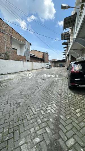 DIJUAL TOWNHOUSE JALAN DENAI KOMPLEK DENAI NODIGON 1 ANDREWYUDI lokasi di Medan Denai, tersedia melalui melalui situs Olx