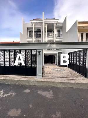 Dijual Unit Rumah Mewah Bergaya Eropa Klasik Di Pejaten, Pasar Minggu lokasi di Pasar Minggu, tersedia melalui melalui situs Olx