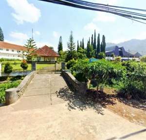 Dijual Villa Hitung Tanah Saja di Jantung Lokasi di Jl. Indragiri Batu lokasi di Batu, tersedia melalui melalui situs Olx