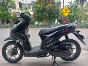 Jual bekas DP 500 Beat Deluxe CBS ISS Hitam 2023 CashKredit,lokasi di Karawaci