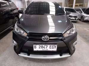 Jual bekas DP MINIM Toyota Yaris S TRD Heykers AT 2017 Abu-abu PREMIUM B2847EGY,lokasi di 