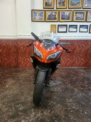 Jual bekas DP MURAH NINJA 250 R ABS THN 2013 PJK HIDUP PROSES DIBANTU SAMPAI ACC,lokasi di Cakung