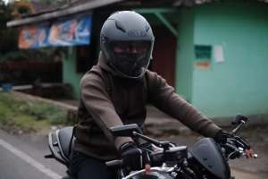 Jual bekas ER6N 2012 650CC,lokasi di Pedurungan