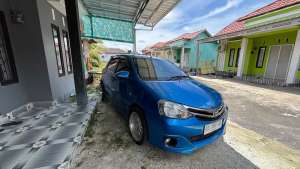 Jual bekas ETIOS VALCO G 2015 WARNA BIRU,lokasi di 