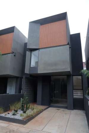 EXCLUSIVE TOWNHOUSE DI REMPOA VETERAN JAKARTA SELATAN lokasi di Kebayoran Lama, tersedia melalui melalui situs Olx
