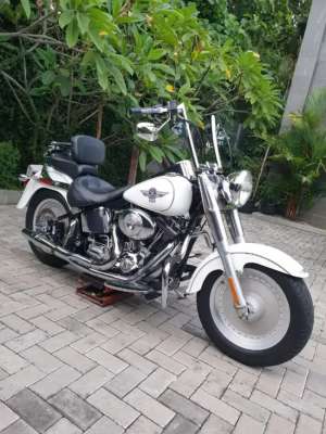 Jual bekas Fatboy 2006 carbu,lokasi di Cimeunyan