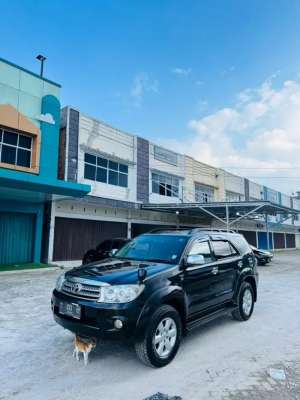 Jual bekas Fortuner 2,5 G Diesel 2009 super,lokasi di 