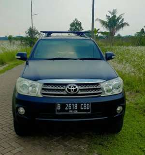 Jual bekas Fortuner G luxury 2.7 Bensin-AT 4x2 2009,lokasi di 