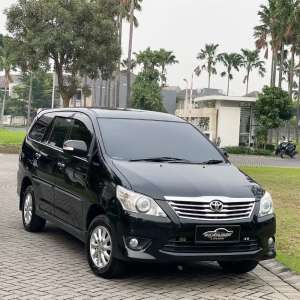 Jual bekas Grand Innova V Bensin Matic 2011 Super Istimewa,lokasi di 