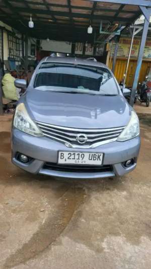 Jual bekas Grand Livina SV 2014 Manual,lokasi di 