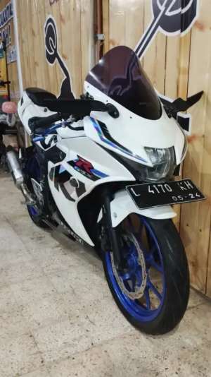 Jual bekas GSX R150 2019 MANTAP POLLKREDIT MULAI DP 3,5JT,lokasi di Sumber Sari