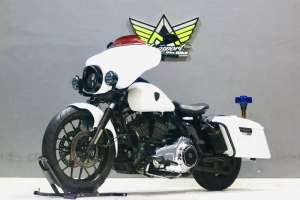 Jual bekas Harlay davidson electra police MABUA murah Fatboy Fatbob Dyna er6,lokasi di Nusapenida
