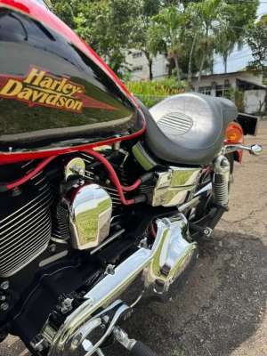 Jual bekas Harley Davidson Dyna Like New,lokasi di Kebayoran Baru