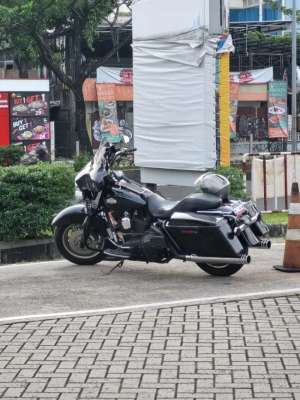 Jual bekas Harley Davidson Electra std thn 2000 FP,lokasi di Senen