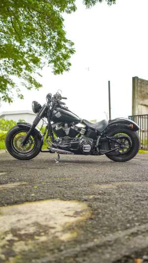 Jual bekas Harley Davidson Softail 2014,lokasi di Denpasar Barat