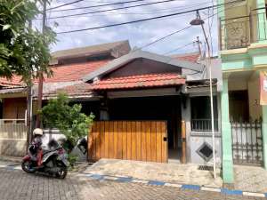 HITUNG TANAH Rumah 1 Lantai di Perumahan Rewwin Waru, Sidoarjo lokasi di Waru, tersedia melalui melalui situs Olx