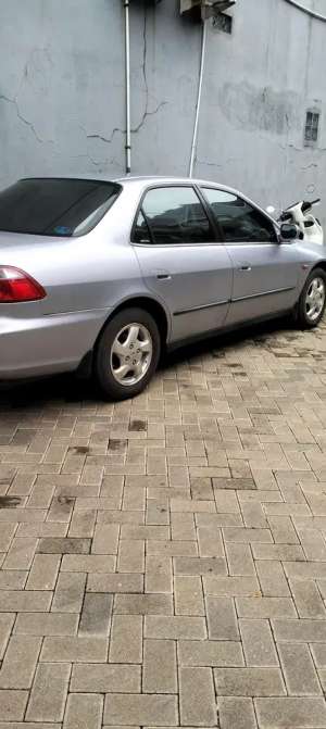 Jual bekas Honda Accord 1999 Bensin,lokasi di 