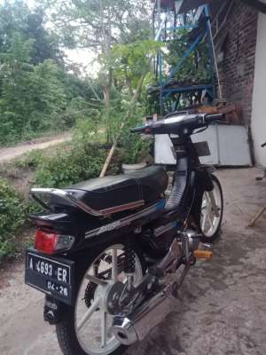 Honda astrea grand lokasi di Ciruas, tersedia melalui melalui situs Olx