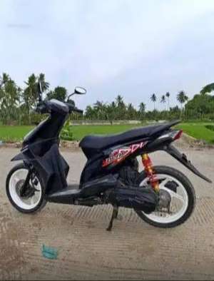 Honda beat 2010 karbu lokasi di Gandusari, tersedia melalui melalui situs Olx