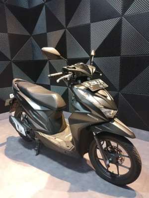 Jual bekas Honda Beat Deluxe thn 2021 Muluss siap pakai,lokasi di Pasar Baru