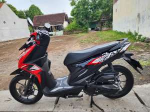 Jual bekas Honda Beat FI , TH 2023 , Mulus,lokasi di Taman