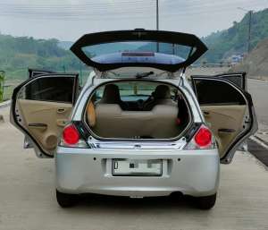 Jual bekas Honda Brio 2013 CBU matic,lokasi di 