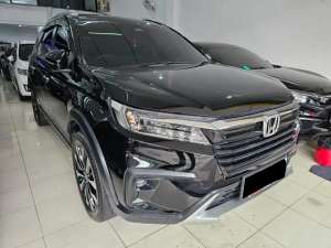 Jual bekas Honda BRV PRESTIGE SENSING 2022 MATIC KHUSUS yang cari kondisi SUPER,lokasi di 