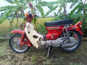 Jual bekas Honda c70 original 1976 bagusss,lokasi di Semampir