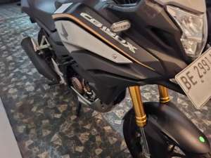 Jual bekas Honda CB 150X CW, DD 2024 bln 4 pajak panjang BE Lampung CBR CBX 150 X,lokasi di Karawaci